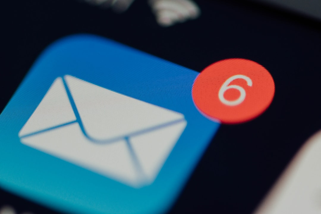 Email icon with unread messages